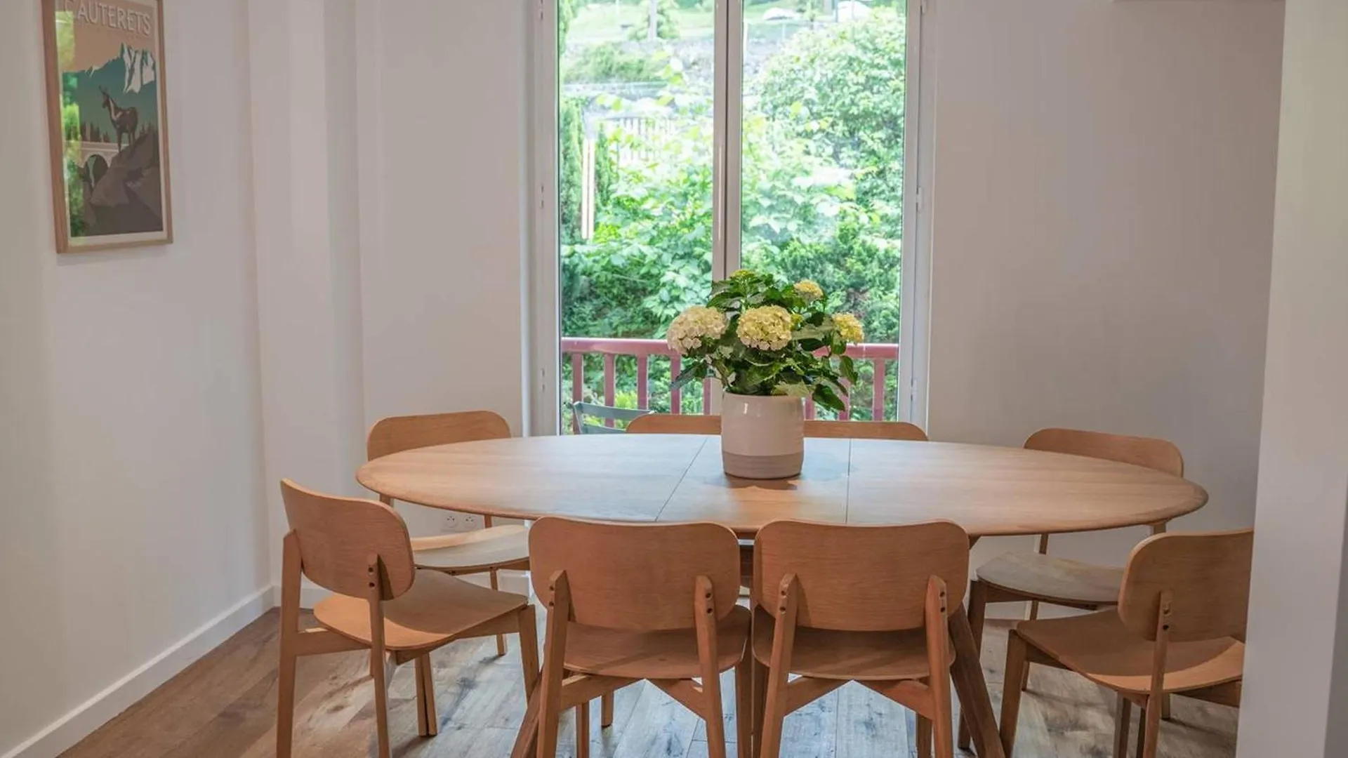 Apartment Grand Appart Luxe 8 Pers Centre-Ville Avec Parking - Fr-1-234-320 Cauterets Frankreich